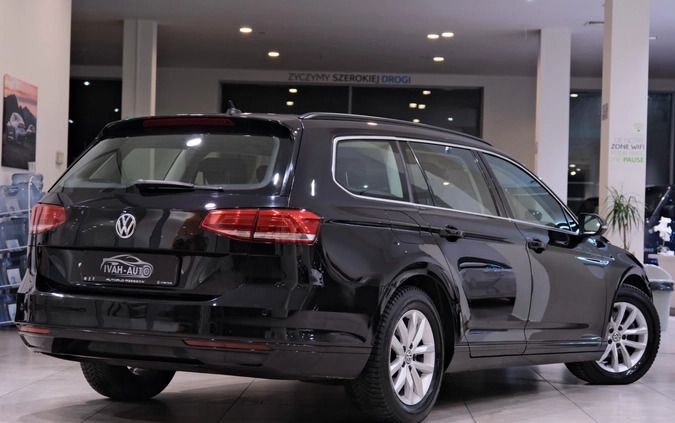 Volkswagen Passat cena 49900 przebieg: 299000, rok produkcji 2016 z Ozimek małe 631